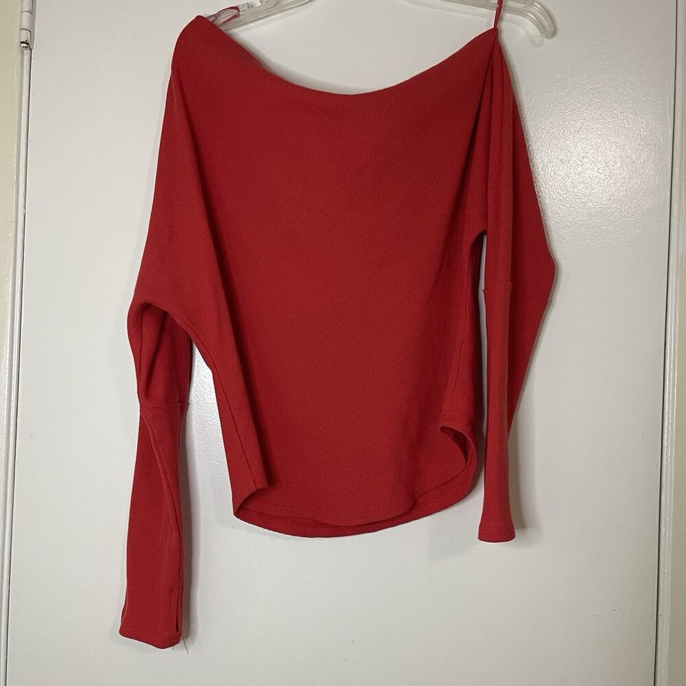 Free People red off shoulder long sleeve waffle knit thermal top size medium